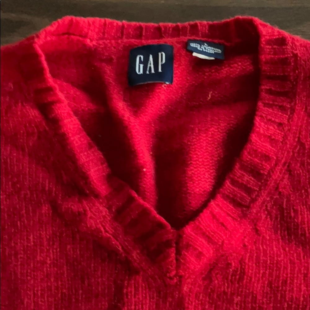 GAP Vintage 100% Lambswool Vneck Large Red Sweater - Picture 12 of 14